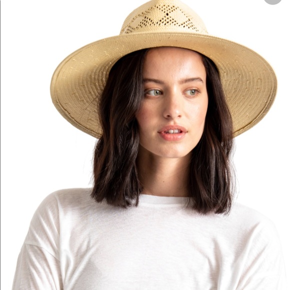 One Left Nwt Brixton Joanna Iv Hat 
